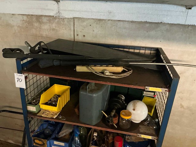 Magazijnwagen met inhoud - afbeelding 4 van  12