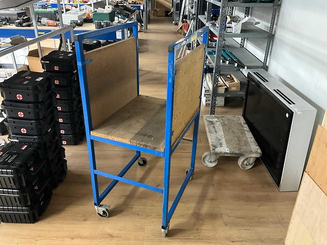 Magazijnwagen - afbeelding 1 van  5