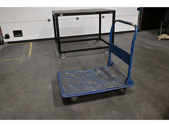 Magazijnwagen - afbeelding 1 van  2
