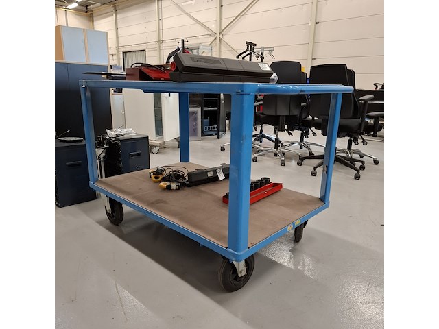 Magazijnwagen - afbeelding 1 van  4