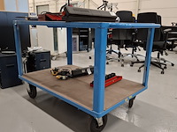 Magazijnwagen - afbeelding 1 van  4