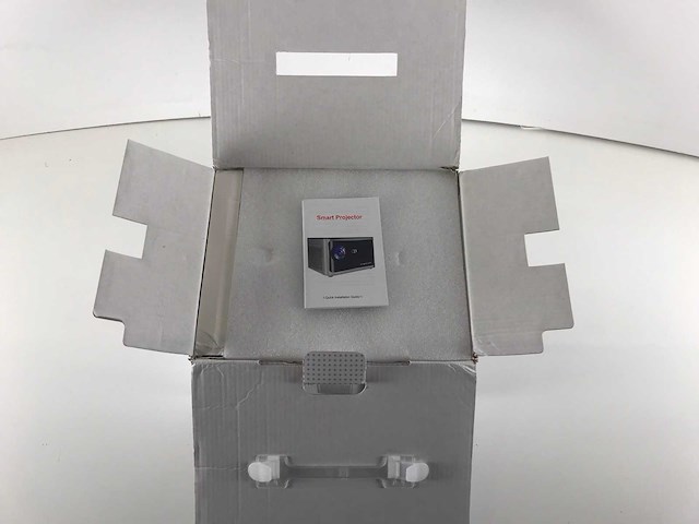 Magcubic (hy350) 13000 lumens lcd smart projector (new) - afbeelding 4 van  11