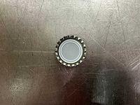 Magenta kroonkurken 26mm (10500x) - afbeelding 3 van  7