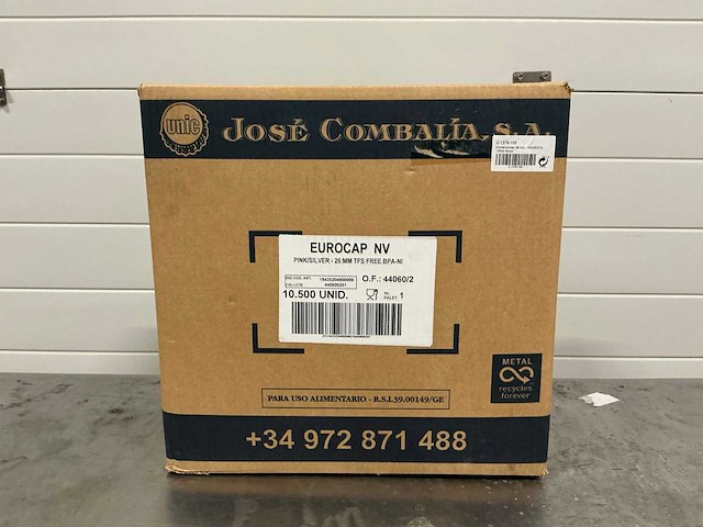 Magenta kroonkurken 26mm (10500x) - afbeelding 1 van  6