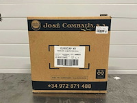 Magenta kroonkurken 26mm (10500x) - afbeelding 1 van  6