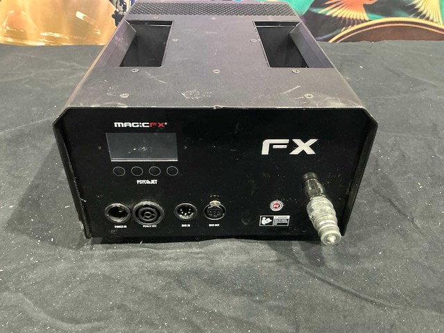 Magic fx psyco2jet bewegende co2 launcher (2x) - afbeelding 2 van  4