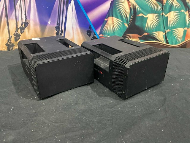 Magic fx psyco2jet bewegende co2 launcher (2x) - afbeelding 1 van  4