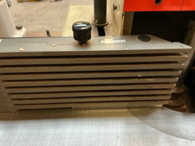 Magic mt7l tafelfreesmachine - afbeelding 8 van  13