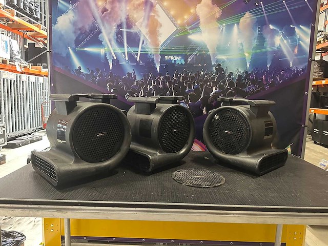 Magicfx fx-blower- various light equipment - afbeelding 1 van  2