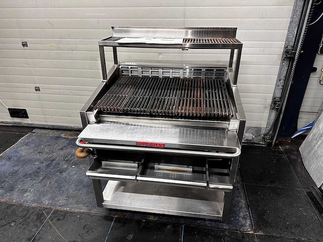 Magikitch'n - 2019 - fm 636 - grill - afbeelding 2 van  9