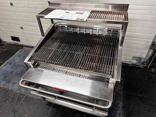 Magikitch'n - 2019 - fm 636 - grill - afbeelding 4 van  9