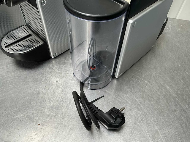 Magimix - m110 prixie - nespresso magimix (4x) - afbeelding 4 van  4