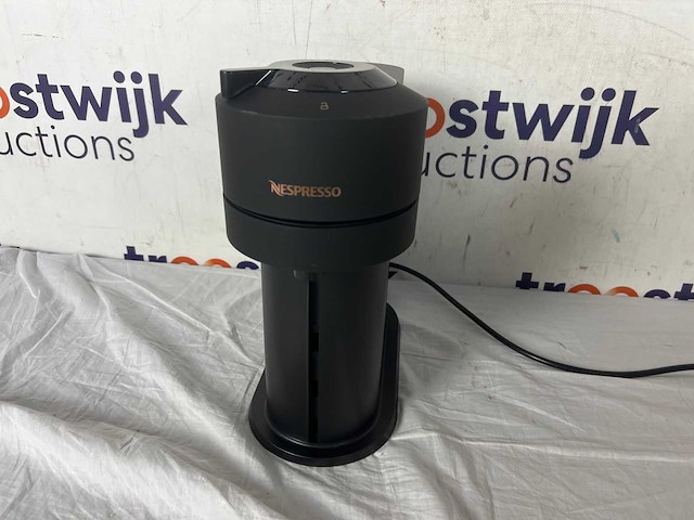 Magimix - nespresso - vertuo - rood - afbeelding 1 van  1