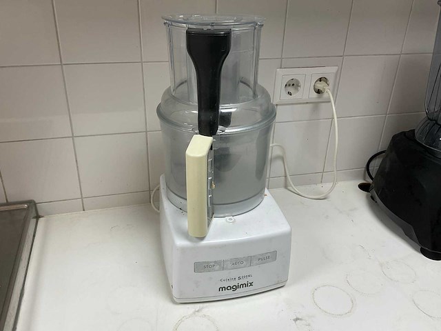 Magimix cuisine 5200xl keukenmachine - afbeelding 1 van  2