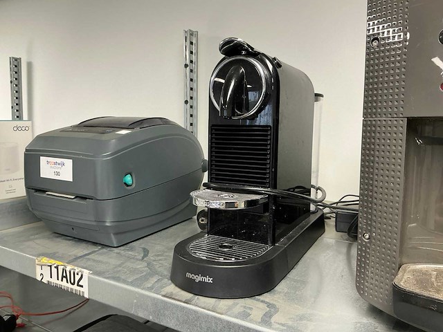 Magimix nespresso-koffiecupmachine - afbeelding 2 van  2