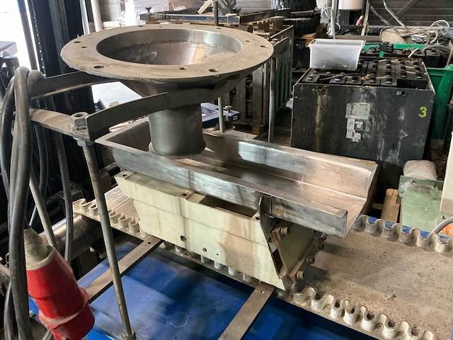 Magneet scheider met trilgoot - afbeelding 5 van  8