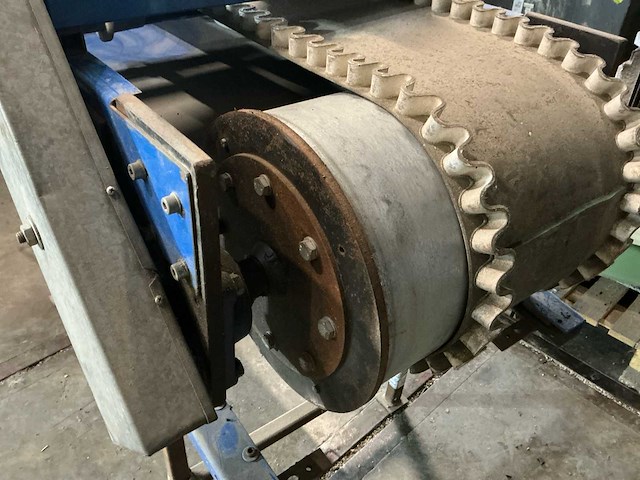 Magneet scheider met trilgoot - afbeelding 8 van  8