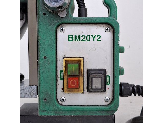 Magneetboor/freesmachine 32mm 230v 1700w hitachi, bm20y2, bouwjaar 2016 - afbeelding 5 van  10