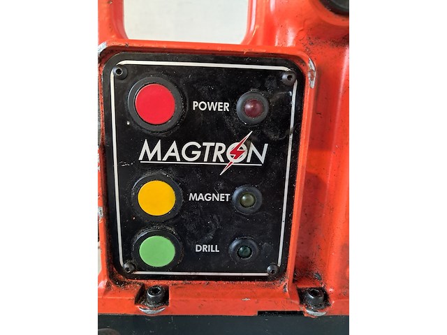 Magneetboor/freesmachine 32mm 230v 1700w magtron, mbe50, bouwjaar 2021 - afbeelding 6 van  9