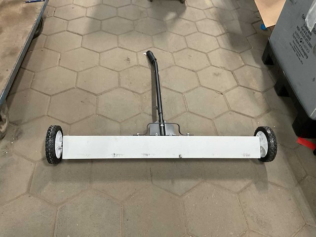 Magneetveger - afbeelding 1 van  2