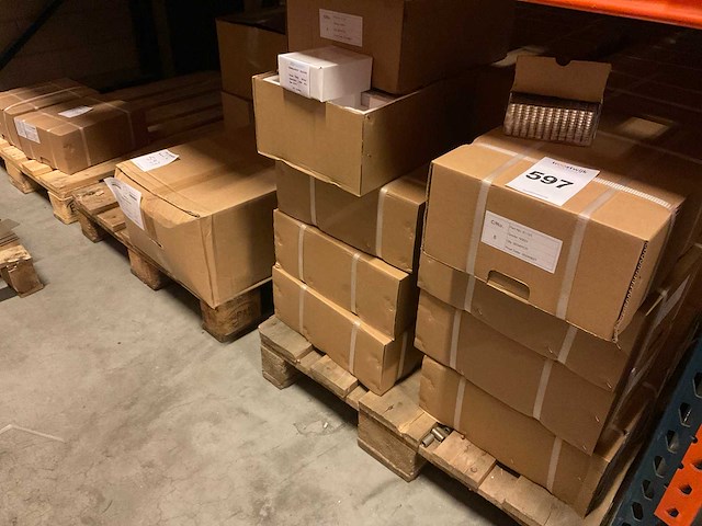 Magneten - afbeelding 1 van  8