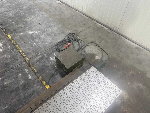 Magnetic table - afbeelding 2 van  6
