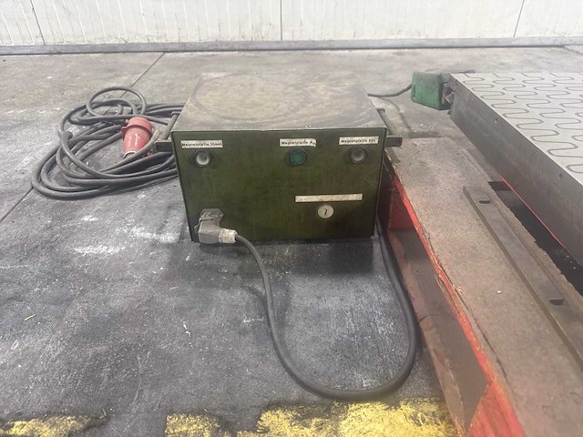 Magnetic table - afbeelding 3 van  6