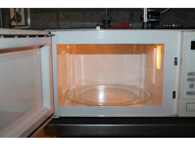 Magnetron compact. - afbeelding 2 van  2