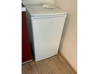 Magnetron, grille, koelkast en waterkoker - afbeelding 6 van  7