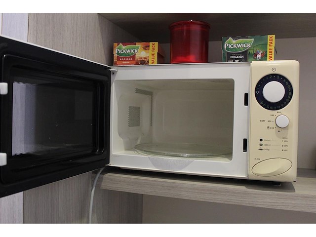 Magnetron sharp - afbeelding 2 van  2