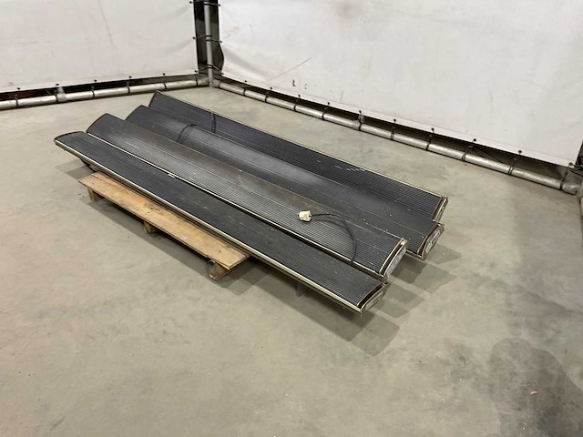 Magnum - infraline heater - heater 3200w 220v 13,3amp (4x) - afbeelding 2 van  6