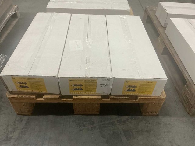 Magnum heating kunststof open lt 9-groeps vloerverwarmingverdeler (4x) - afbeelding 4 van  5