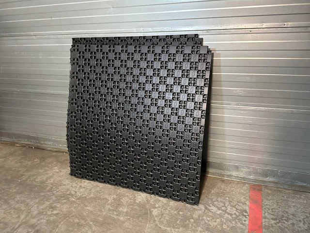 Magnum set a 8 noppenplaten 17mm ongeisoleerd 100x100cm - afbeelding 2 van  5