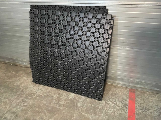 Magnum set a 8 noppenplaten 17mm ongeisoleerd 100x100cm - afbeelding 4 van  5