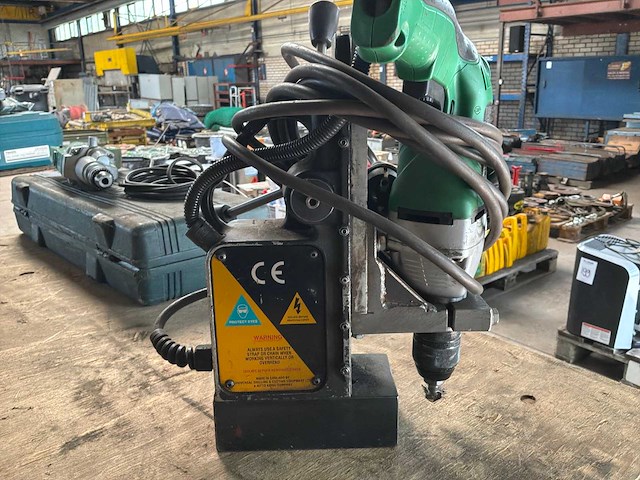 Magtron / hitachi magnetische boormachine - afbeelding 3 van  5