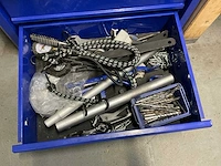 Magura ladenkast met inhoud - afbeelding 7 van  7