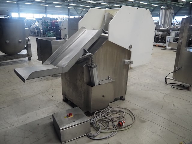 Magurit - afbeelding 8 van  13