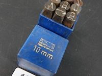 Magus slanummers in originele cassette - afbeelding 1 van  5