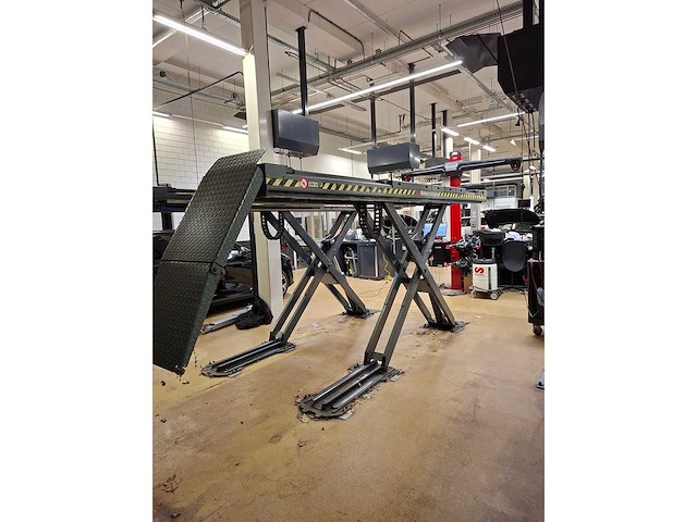 Maha - 2013 - msl 4.0a vas6751 - hefbrug 4ton - afbeelding 2 van  21