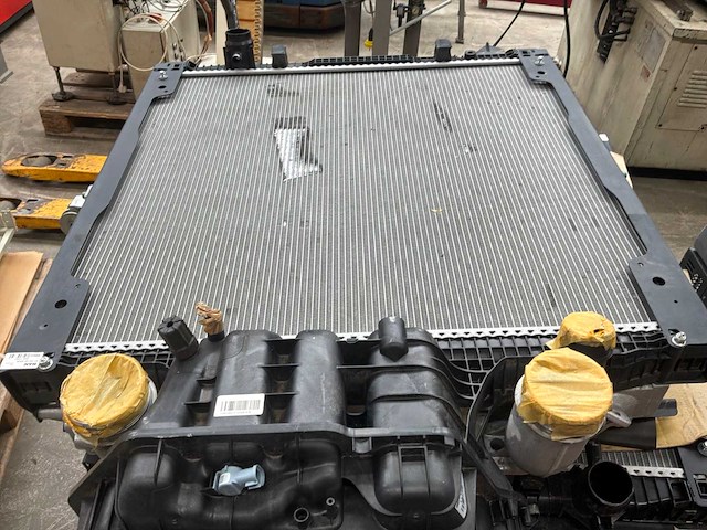 Mahle man koelmodule / radiateurpakket - afbeelding 6 van  8