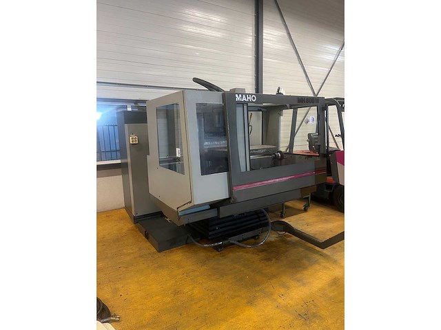 Maho - 1992 - 800 w - cnc universele bewerkingscentra - afbeelding 1 van  6
