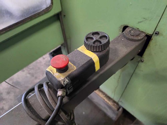 Maho - mh 600 w - cnc freesmachine - afbeelding 8 van  9