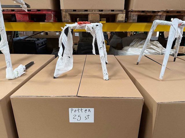 Mahom furniture eetkamerstoel (600x) - afbeelding 17 van  30