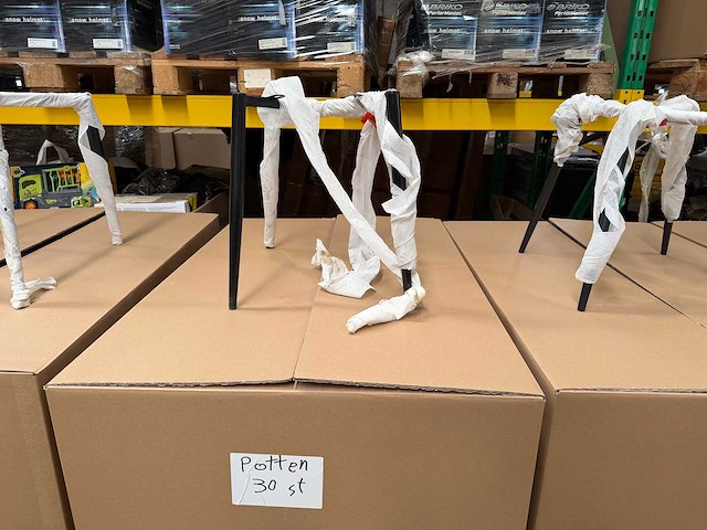 Mahom furniture eetkamerstoel (600x) - afbeelding 22 van  30