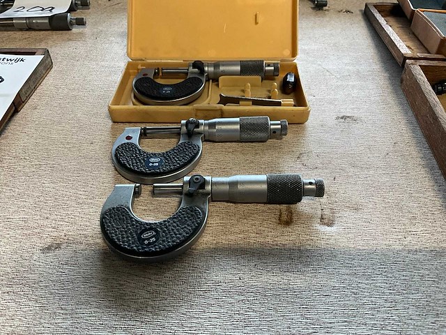 Mahr 0-25 buitenmaat micrometer (3x) - afbeelding 1 van  3