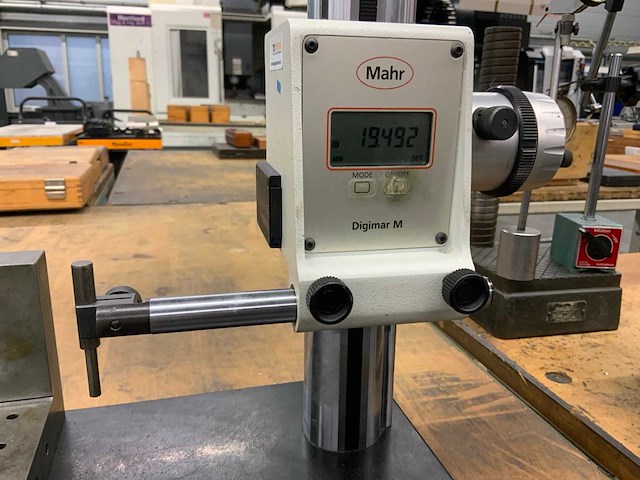 Mahr digimar 814 digitale hoogtemeter - afbeelding 3 van  5