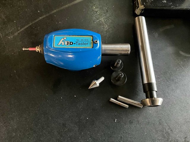 Mahr digimar 817ci verticaal meetstatief - afbeelding 9 van  9