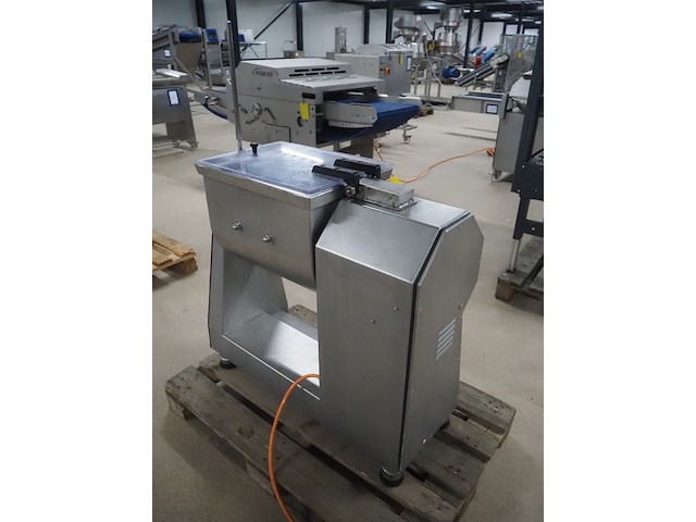 Maica - afbeelding 8 van  13