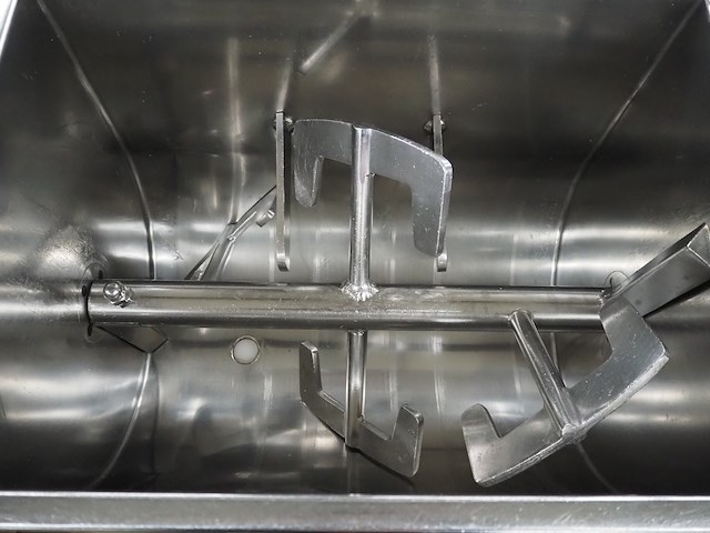 Maica - afbeelding 9 van  13