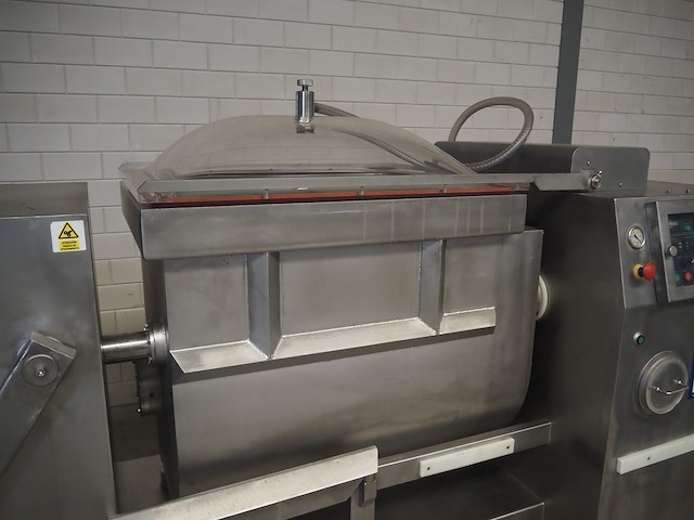 Mainali - afbeelding 13 van  14